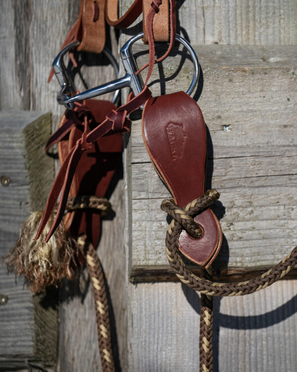 Cowboy Bridle Avarage Complete Set / 7P-Mecaten (zweiseitig verstellbar, dunkles Leder, Gebiss 12,5 cm, Slobber Straps round dunkel) – Bild 2